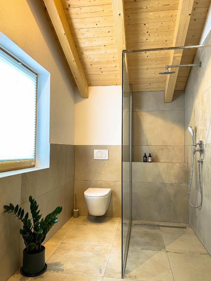 Bayerwald Chalet Kaitersberg Mit Sauna, Sonnenterrasse Und Garten アルンブルック エクステリア 写真