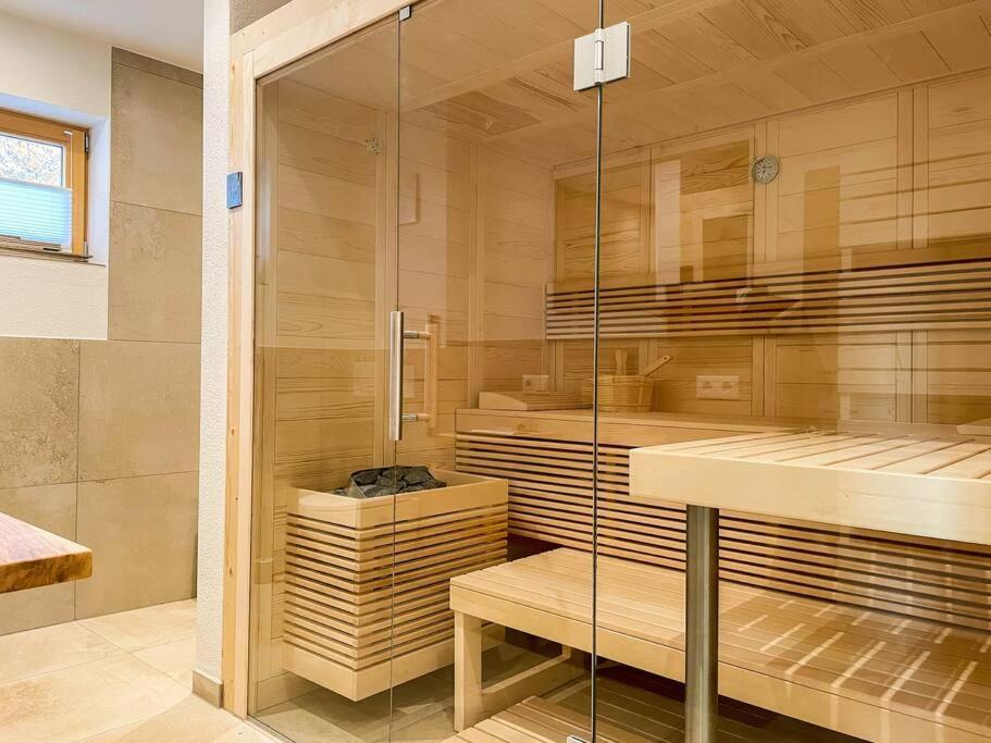 Bayerwald Chalet Kaitersberg Mit Sauna, Sonnenterrasse Und Garten アルンブルック エクステリア 写真